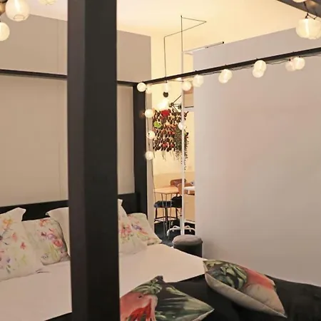 In - Formosa House * Porto